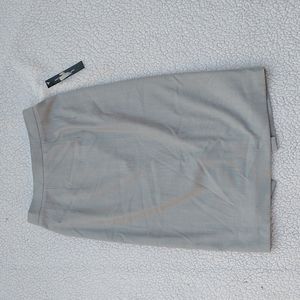 NWT Antonio Melani Sky/Ivory Pencil Skirt